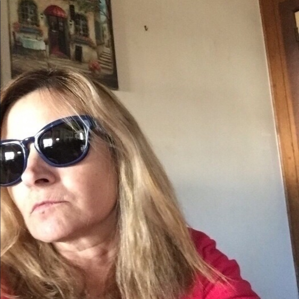 Tory Burch Sunglasses - Picture 5 of 5
